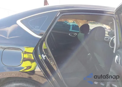 2015 Nissan Sentra Sv z USA, uszkodzony, nr VIN 3N1AB7AP1FY213480